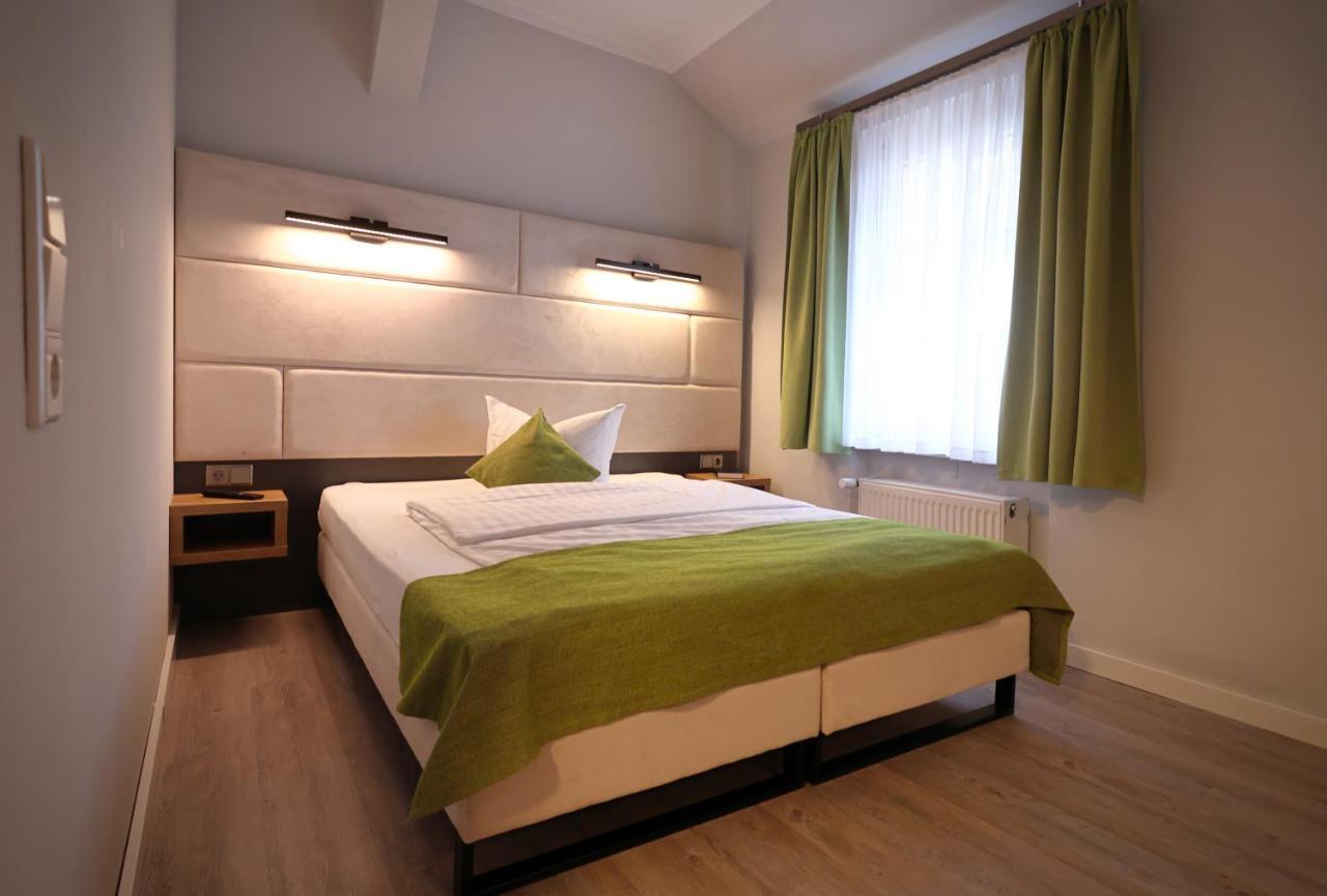 Hotel Und Restaurant Kranichsberg Woltersdorf  Экстерьер фото