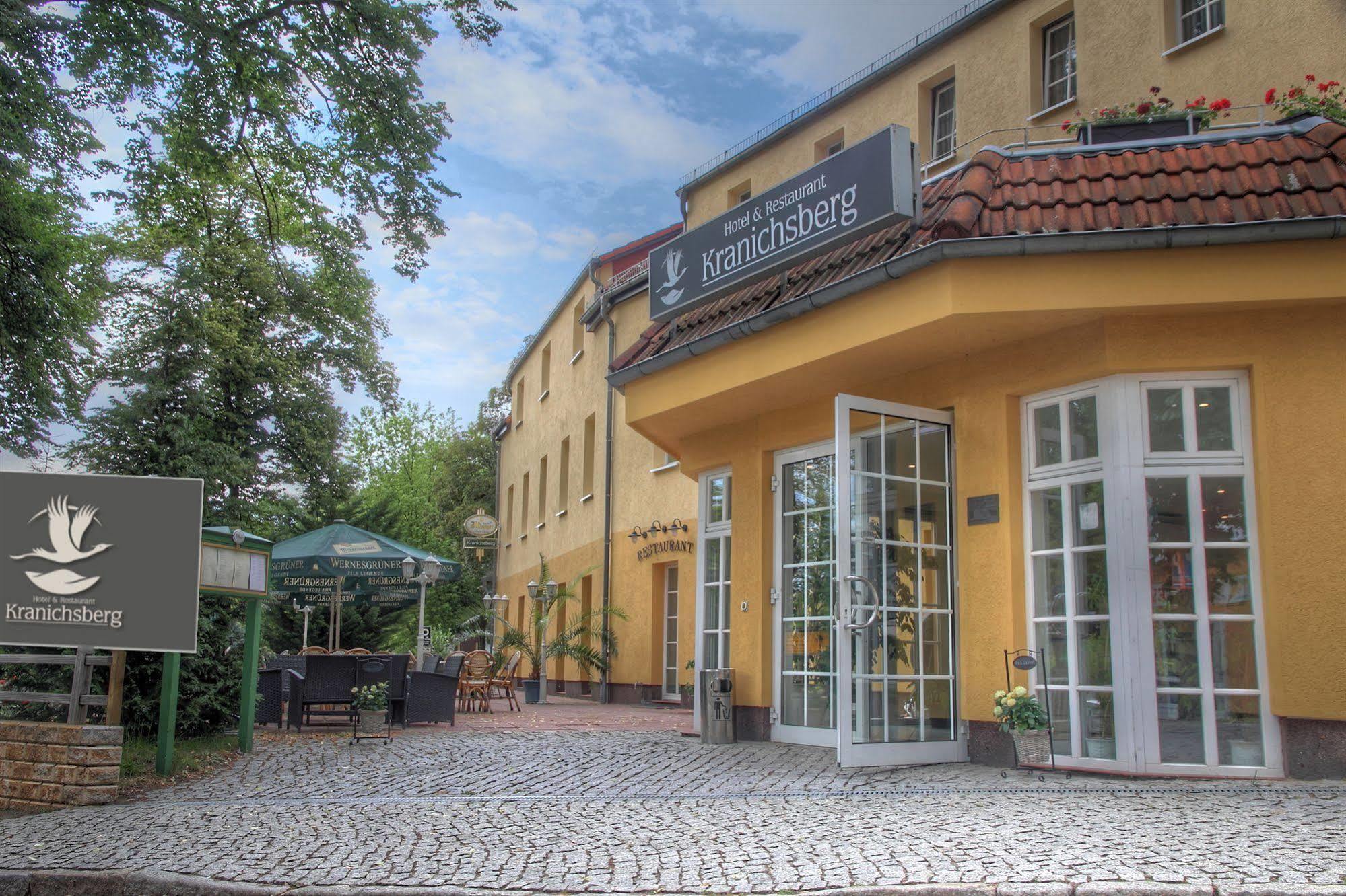 Hotel Und Restaurant Kranichsberg Woltersdorf  Экстерьер фото